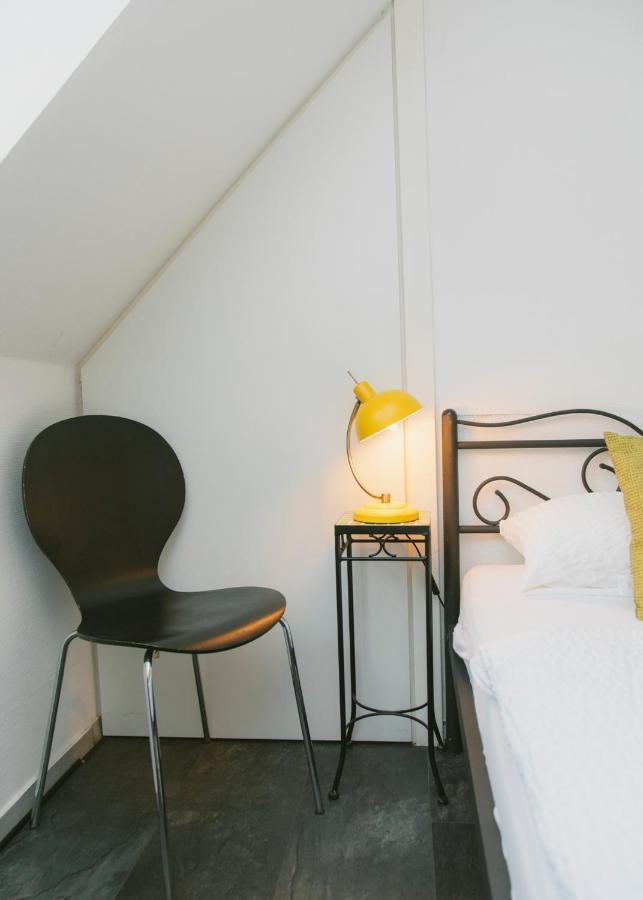 Gaestehaus Vigliarolo Gewerblich Jedes Zimmer Eigenes Bad Gemeinschaftskueche Elmshorn Bagian luar foto