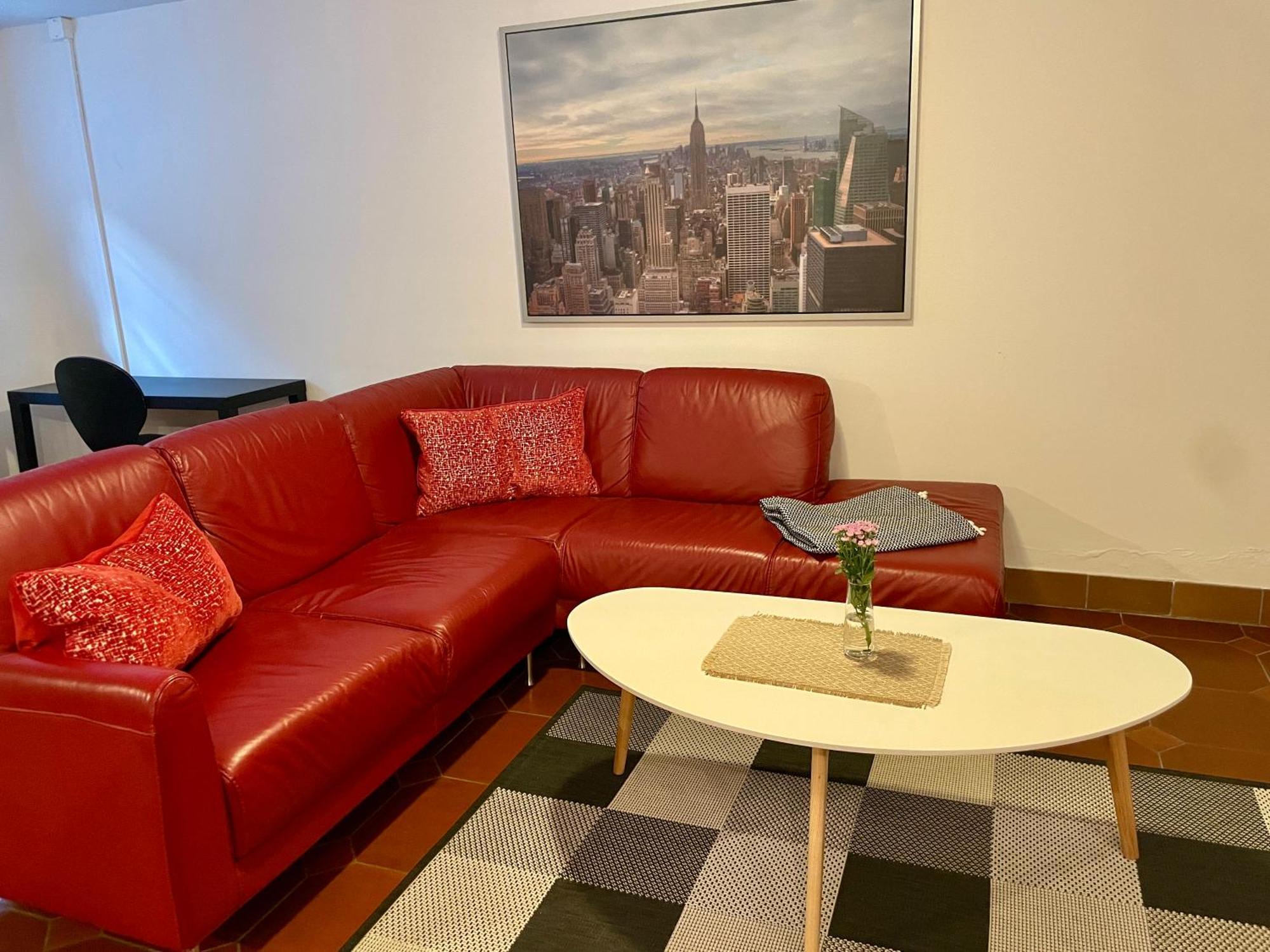 Gaestehaus Vigliarolo Gewerblich Jedes Zimmer Eigenes Bad Gemeinschaftskueche Elmshorn Bagian luar foto